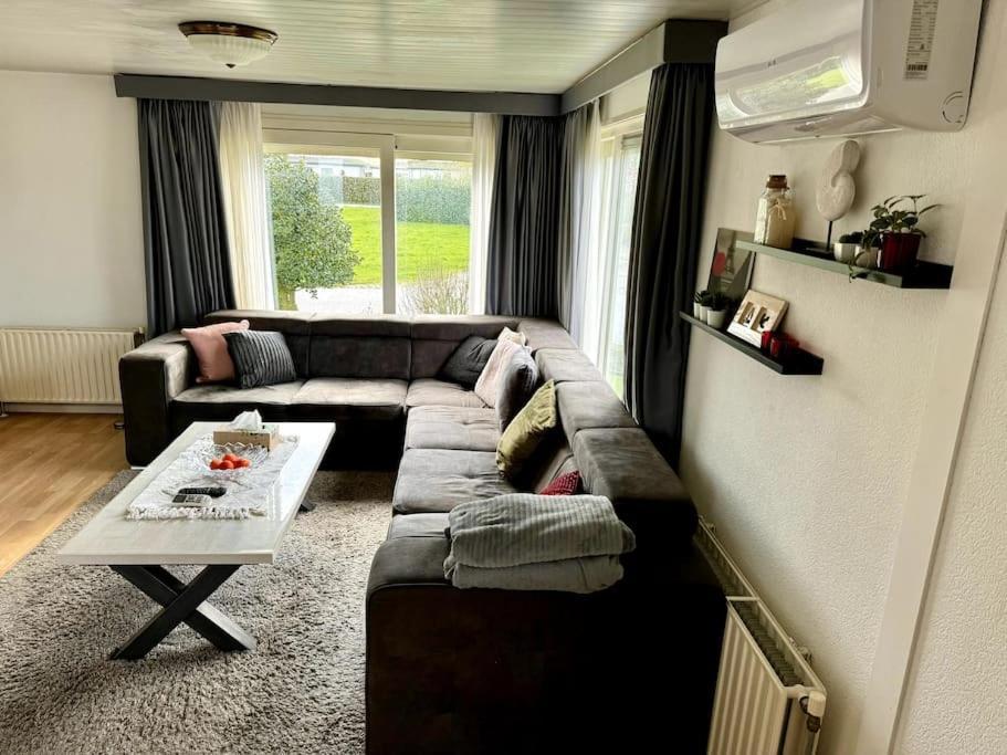 Luxe Chalet In Prachtig Natuurgebied Lith Kültér fotó