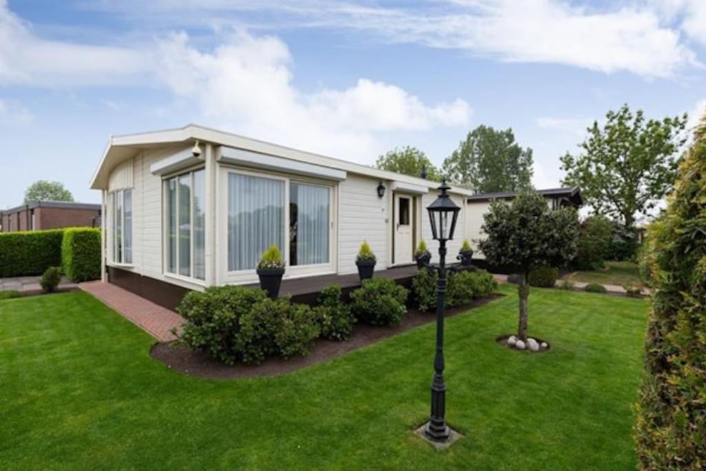 Luxe Chalet In Prachtig Natuurgebied Lith Kültér fotó